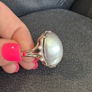 Elegant Silver Pearl Dome Ring in White